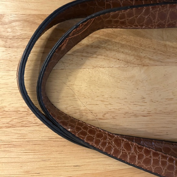 Kelly & Katie Chic Brown Faux Leather Crocodile-Embossed Texture Shoulder Bag - Picture 13 of 16